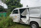Grand Max Dihantam Kereta Di Pelintasan Tanpa Palang Di Ambarawa