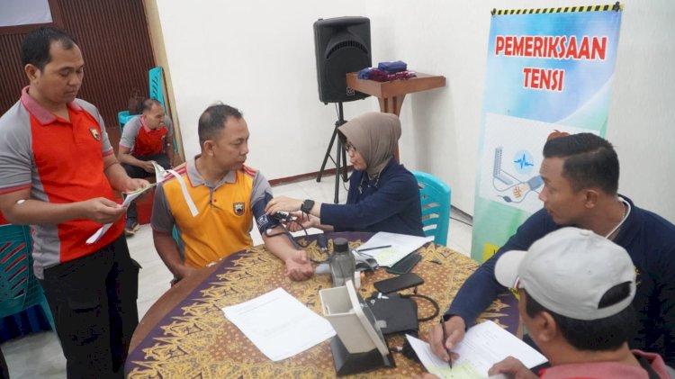 Personel Polres Semarang Mengikuti Pemeriksaan Kesehatan (Rikes) Di Aula Condrowulan Polres Semarang, Selasa (05/03) Pagi Hingga Petang Hari. Erna Yunus B/RMOLJateng