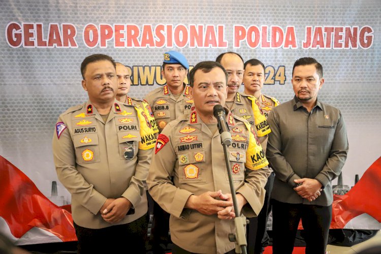 Kapolda Jateng Irjen Pol Ahmad Luthfi usai memimpin rapat di Hotel Grand Artos Magelng. Istimewa