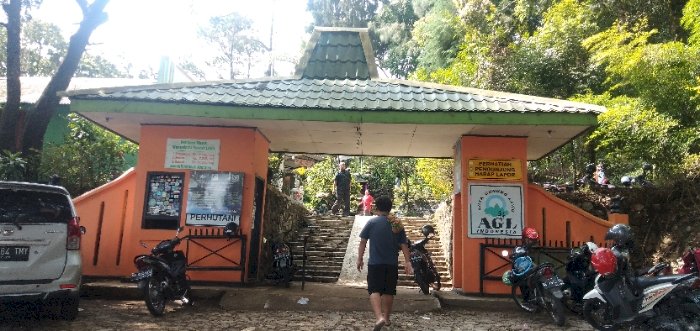 Jalur Pendakian Gunung Lawu Melalui Pos Cemoro Kandang Dan Candi Cetho Dibuka Kembali Mulai Hari Jumat (15/03) Sekitar Pukul 01.00 WIB. Dian Tanti Burhani/RMOLJateng