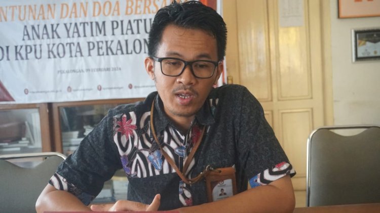 Ketua KPU Kota Pekalongan, Fajar Randi Yoganda. Bakti Buwono/RMOLJateng