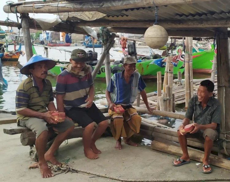 Sudah Seminggu Ini Nelayan Tambak Lorok Berhenti Melaut Akibat Cuaca Buruk, Kamis (21/03). Dicky A Wijaya/RMOLJateng