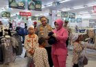 Belasan Anak Yatim Piatu Memilih Sendiri Baju Baru Untuk Lebaran Bersama Kapolres Kudus