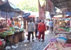 Sejak Setelah Sahur, Masyarakat Semarang Penuhi Pasar Karangayu Belanja Persiapan Menu Lebaran 
