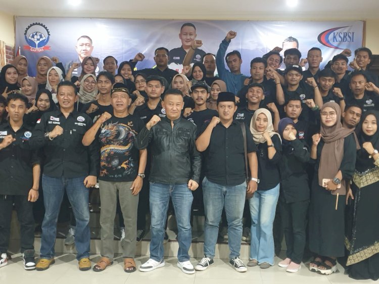 DPC Garment Kerajinan Tekstil (Garteks) Tegal Raya Deklarasi Dukung Muhammad Mumin Untuk Maju Sebagai Calon Bupati Tegal Pada Pilkada 2024. Bakti Buwono/RMOLJateng