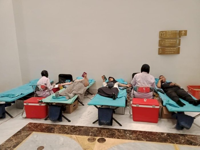 PMI gelar donor darah untuk stok selama lebaran. Dian Tanti/RMOLJateng