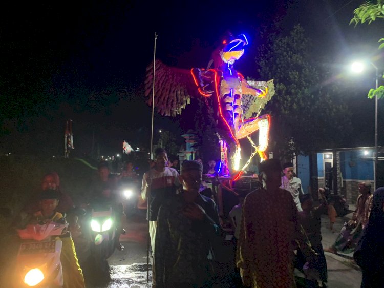Kemeriahan takbir mursal/takbir keliling di desa Sambung, Gajah, Demak pada Selasa (9/4). Nungki/RMOLJateng