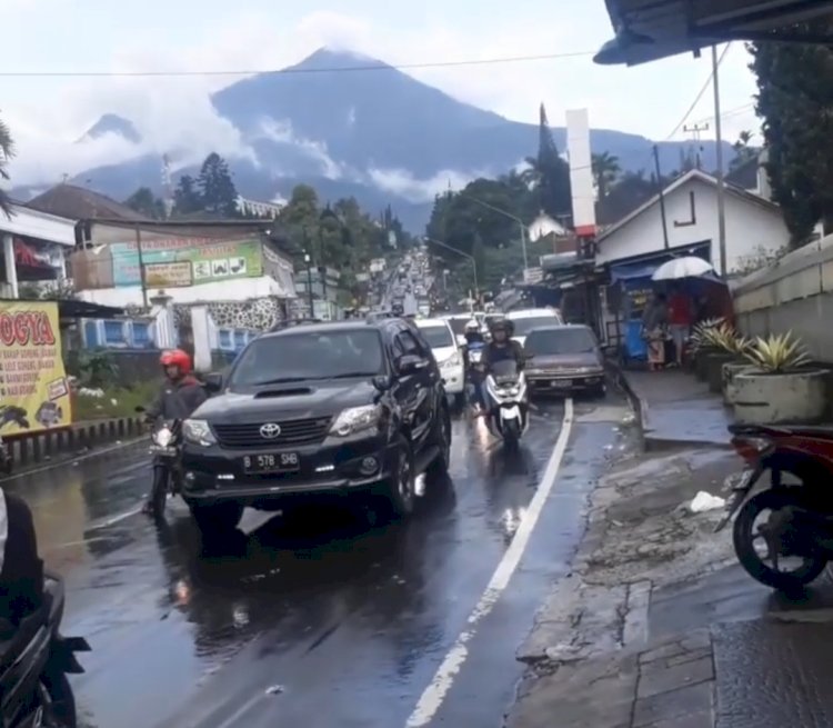 Personil Tambahan Akan Dipersiapkan Polda Jawa Tengah Di Berbagai Tempat Wisata Di Seluruh Wilayah Untuk Pengamanan Libur Lebaran H+2 (11/04). Dicky A Wijaya/RMOLJateng