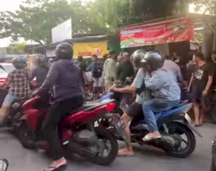 Seorang Pelaku Pencurian Babak Belur Dihajar Warga Di Sendangguwo, Sabtu (20/04). Dicky A Wijaya/RMOLJateng