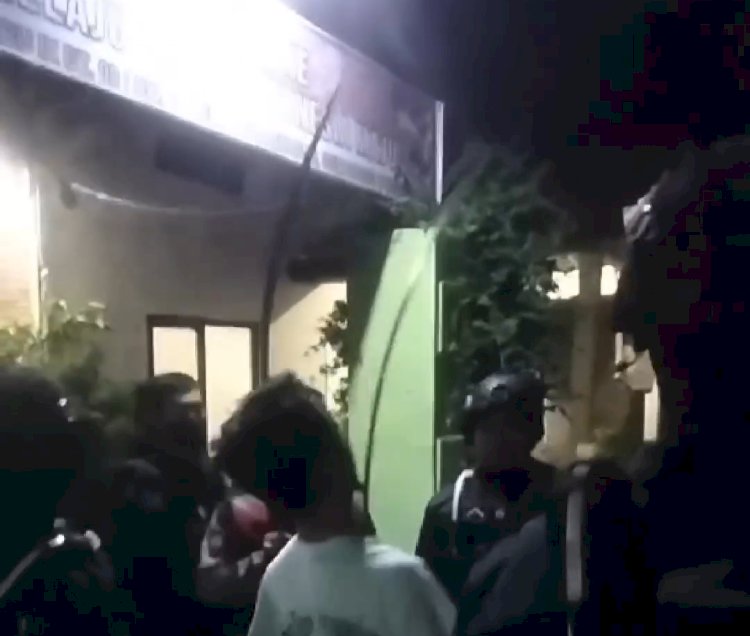 Tim Patroli Perintis Presisi Samapta Polrestabes Semarang Berhasil Mengamankan Beberapa Orang Pemuda Gangster Bersenjata Clurit Panjang, Minggu (28/4) Dini Hari. Dicky A Wijaya/RMOLJawaTengah