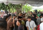 Warga Grobogan Sulit Dikendalikan, Saat Berebut 'Gunungan' di Punden Mbah Gunting