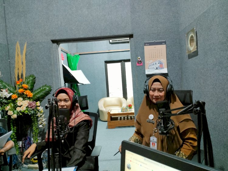 Bupati Demak Dalam Talkshow Grebek Besar 2024 Di Radio Suara Kota Wali Demak. Nungki S Nurhidayanto/RMOLJawaTengah