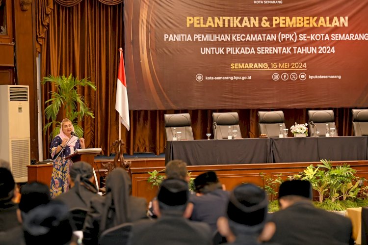 Wali Kota Semarang, Hevearita Gunaryanti Rahayu Menghadiri Pelantikan 80 Panitia Pemilihan Kecamatan (PPK) Oleh Komisi Pemilihan Umum (KPU) Kota Semarang, Kamis (16/05). Umar Dani/RMOLJawaTengah