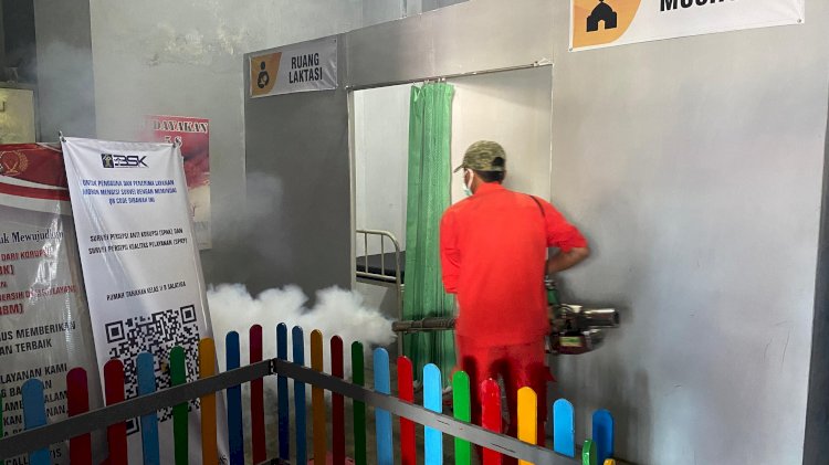 Sebagai upaya pencegahan penyakit Demam Berdarah Dengue (DBD), Rutan Salatiga difogging menyeluruh, Jum'at (17/5). Erna Yunus B/RMOLJateng