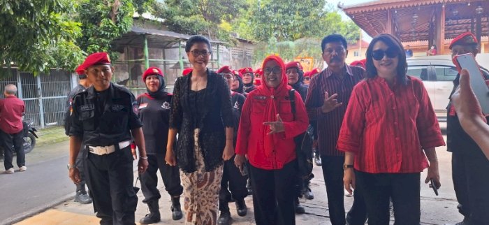 Anna Budiarti Perempuan Pertama Yang Mendaftar Sebagai Bacalon Walikota Solo Di PDIP. Dian Tanti Burhani/RMOLJawaTengah