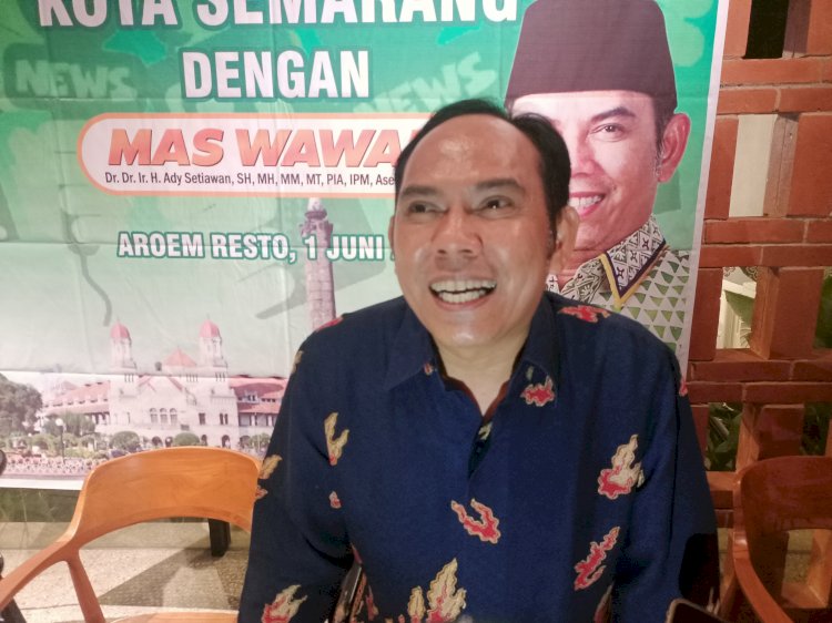 Bakal Calon Wakil Walikota Semarang 2024 Dari Partai Kebangkitan Bangsa (PKB), Dr. Dr. Ir H Ady Setiawan SH MH MT, PIA, IPM, Asean Eng, Clc Saat Silaturahmi Dengan Wartawan Di Semarang. Umar Dani/RMOLJawaTengah