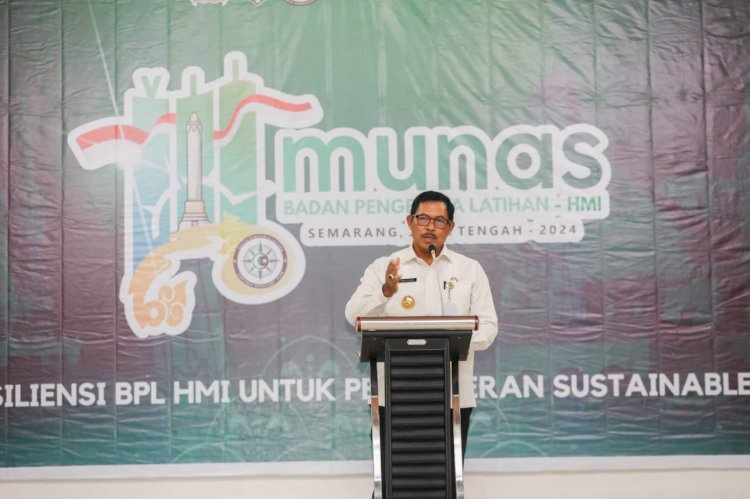 Pj Gubernur Jawa Tengah, Nana Sudjana, Saat Membuka Musyawarah Nasional Badan Pengelola Latihan (BPL) Pengurus Besar (PB) Himpunan Mahasiswa Islam (HMI), Rabu (26/06). Umar Dani/RMOLJawaTengah