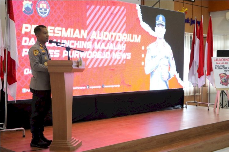 Kapolres Purworejo AKBP Eko Sunaryo Saat Memberikan Sambutan Dalam Peluncuran Majalah Internal Dan Peresmian Ruang Auditorium Polres Setempat. Budi Agung/RMOLJawaTengah