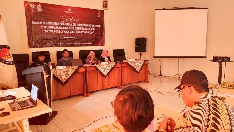 sosialisasi Tahapan Pemutakhiran Data Pemilih dan Penyusunan Daftar Pemilih di Aula Kantor KPU Kabupaten Batang, Selasa (9/7). RMOL Jateng/Bakti Buwono