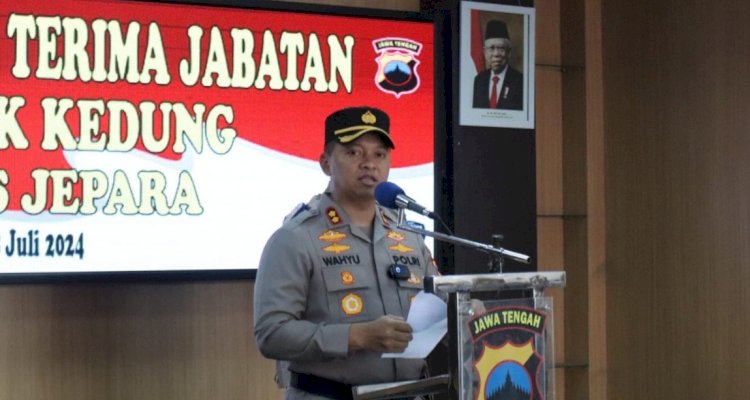 Kapolres Jepara , AKBP Wahyu Nuhroho Setyawan mengaku menindaklanjuti laporan masyarakat terkait dugaan tindak pidana penyerahan uang hasil pemerasan.