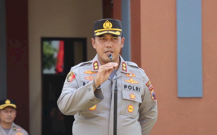  Kapolres Kudus AKBP Ronni Bonic membuat gebrakan saat mengawali tugas barunya saat menjabat di Polres Kudus.
