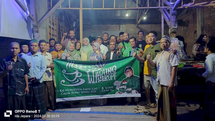 KH. Nuruddin Amin me-launching Warung Kopi Bolone Guse yang didirikan di 16 kecamatan yang ada di KabupatenJepara. 