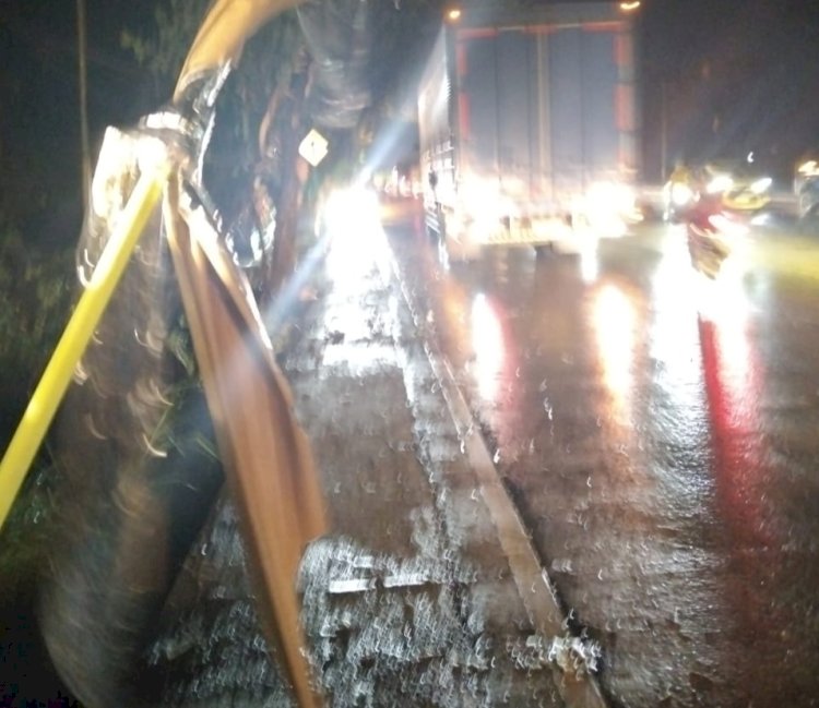 Kondisi Sayung usai diterpa puting beliung. Nungki/RMOLJateng