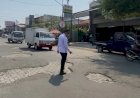 Banyak Keluhan Di Medsos Jalan Anjasmoro Rusak Parah