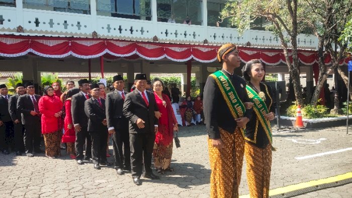 Rombongan Anggota Dewan Perwakilan Rakyat Daerah (DPRD) Kota Solo Periode 2019-2024 Menuju Pelantikannya, Rabu (14/08). Dian Tanti Burhani/RMOLJawaTengah