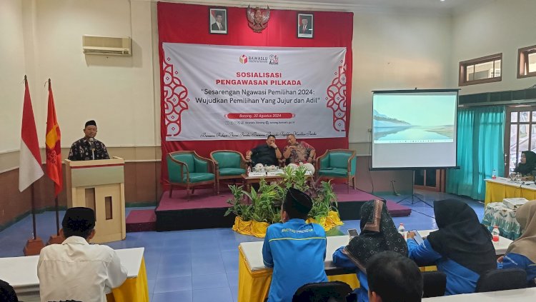 Bawaslu Kabupaten Batang mengadakan sosialisasi pengawasan Pilkada di Hotel Dewi Ratih, Jumat (30/8). RMOL Jateng/Bakti Buwono