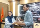Bawaslu Karanganyar Luncurkan Buku Jejak Pengawas Adhoc Pemilu 2024