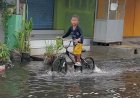 Sejumlah Ruas Jalan Di Kota Pekalongan Tergenang