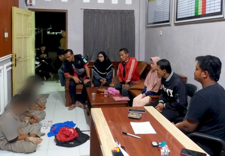 Pelajar yang diamankan saat diambil oleh orang tuanya. Budi Agung/RMOLJateng