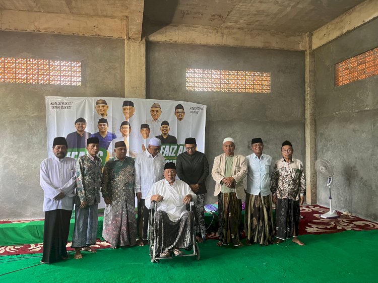 Faiz Kurniawan saat mengunjungi sarasahen alumni Pondok Pesantren TPI Al-Hidayah di Plumbon, Kecamatan Limpung. Ist
