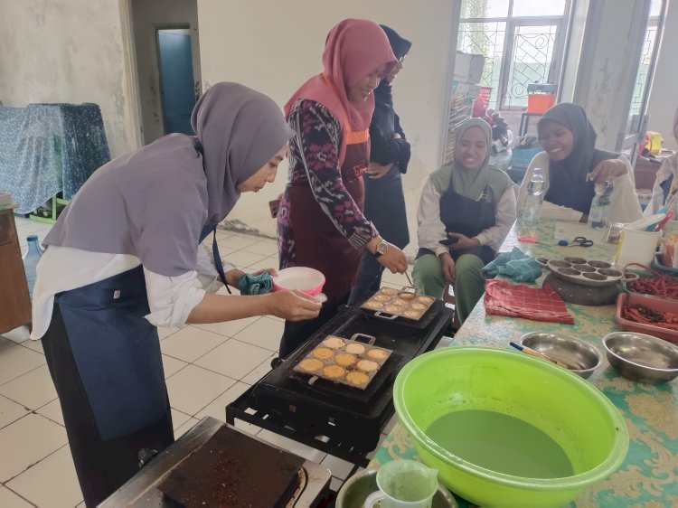 Dinnakerind Demak adakan pelatihan keterampilan tenaga kerja menyiapkan masyarakat terserap industri dan menumbuhkan wirausaha baru. Dicky Aditya/RMOLJateng