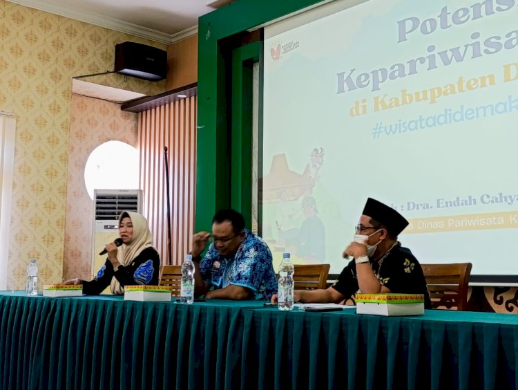 Penyusunan kebijakan outing class peserta didik jenjang SD dan SMP di Kabupaten Demak, yang digelar di Aula Budi Utomo Dindikbud Demak, Rabu (18/9). Humas Dinparta Kab Demak