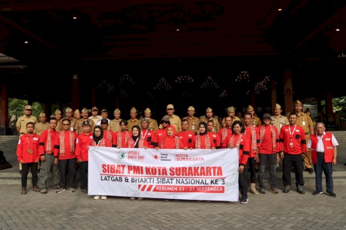 Relawan SIBAT PMI Solo Ikuti Latihan Gabungan (LATGAB) Di Kebumen Dilepas Walikota Solo. Dian Tanti Burhani/RMOLJawaTengah