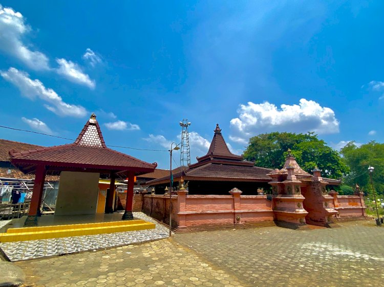Kabupaten Demak tercatat sudah memiliki 21 desa wisata yang tersebar di berbagai kecamatan. Disparta Kab. Demak