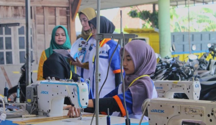 Peserta Pelatihan Keterampilan BLK Demak Sedang Mengikuti Kegiatan Pelatihan. Dicky A Wijaya/RMOLJawaTengah