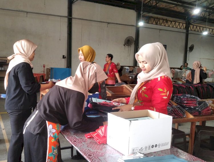 Dinas Tenaga Kerja Dan Perindustrian (Dinnakerind) Kabupaten Demak Beranggapan Bahwa Industri Tekstil Di Demak Berkembang Cukup Bagus. Dicky A Wijaya/RMOLJawaTengah