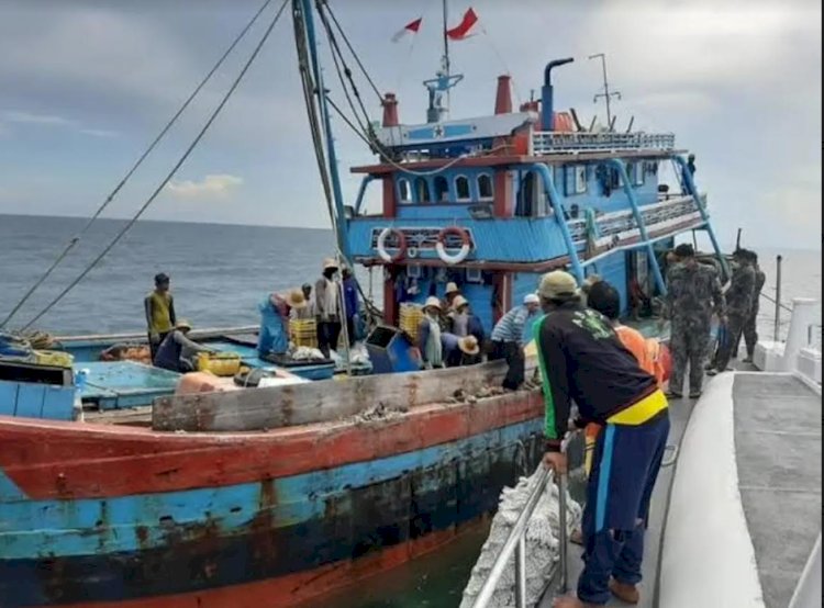 Jenis Kapal Dengan Alat Jaring Tanpa Kantong (JTP) Seperti Halnya KM Sabar Subur II Yang Mengalami Musibah Tenggelam Di Perairan Utara Karimunjawa. Yon Daryono/RMOLJawa Tengah