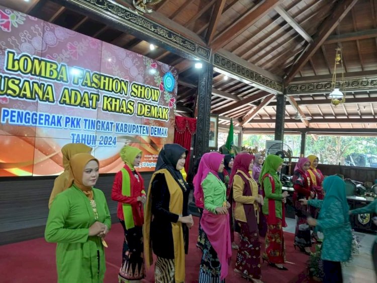 IKM dan UMKM di Demak berhasil menjalankan bisnisnya dapat jadi contoh masyarakat menekuni wirausaha. Dicky Aditya/RMOLJateng