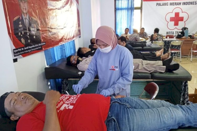 Bakti sosial donor darah yang digelar Polres Tegal Kota di PMI Kota Tegal, Jalan KS Tubun, No. 8, Kecamatan Tegal Timur, Kota Tegal, Selasa pagi, (29/10). (Istimewa)