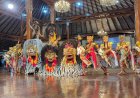 Pagelaran Seni Budaya Rembang Pukau Pengunjung Di TMII