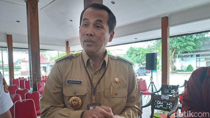 Bupati Wonogiri Joko Sutopo, Memohon Maaf Atas Batalnya Kontingen Wonogiri Yang Seharusnya Berlaga Di Pekan Olahraga Pelajar Daerah (Popda) Tingkat SD/SMP Jawa Tengah Tahun 2024. Dokumentasi DetikJateng