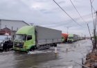 Pesisir Dilanda Pasang Naik, Jalur Pantura Semarang-Demak Tergenang Rob Dua Arah 