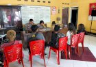 Meresahkan Warga, Sejumlah Anak Punk Diberi Pembinaan Oleh Polsek Kalimanah