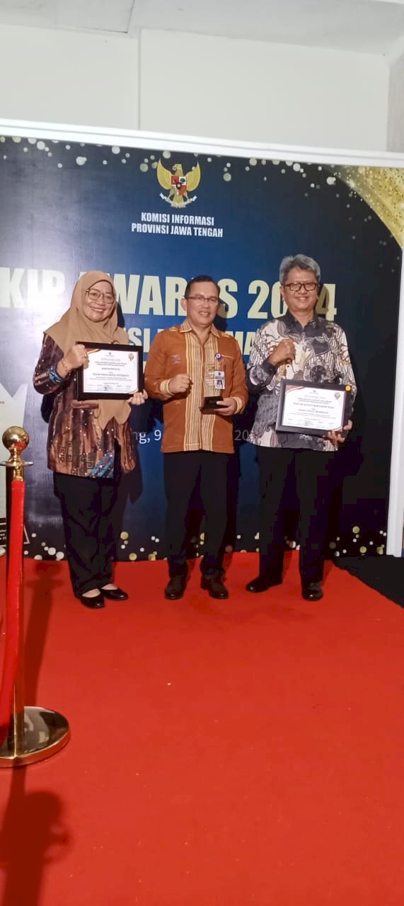 Pj Bupati Tegal Bersama Direktur RSUD Soeselo Dan Kadis Kominfo Kabupaten Tegal. Istimewa