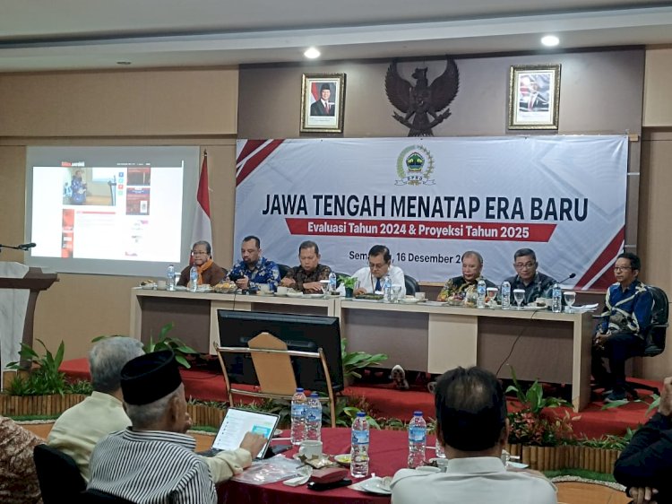 Masukan pemikiran tentang 'Jawa Tengah Menatap Era Baru' salah satunya mengenai proyeksi pertumbuhan ekonomi.Dicky Aditya/RMOLJateng
