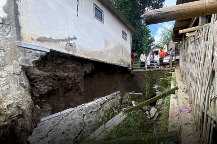 Tanah Longsor Terjadi Di Sejumlah Tempat Di Kabupaten Temanggung, Dalam Beberapa Hari Terakhir, Sebagai Dampak Dari Hujan Ekstrem Dalam Beberapa Waktu Terakhir. Istimewa